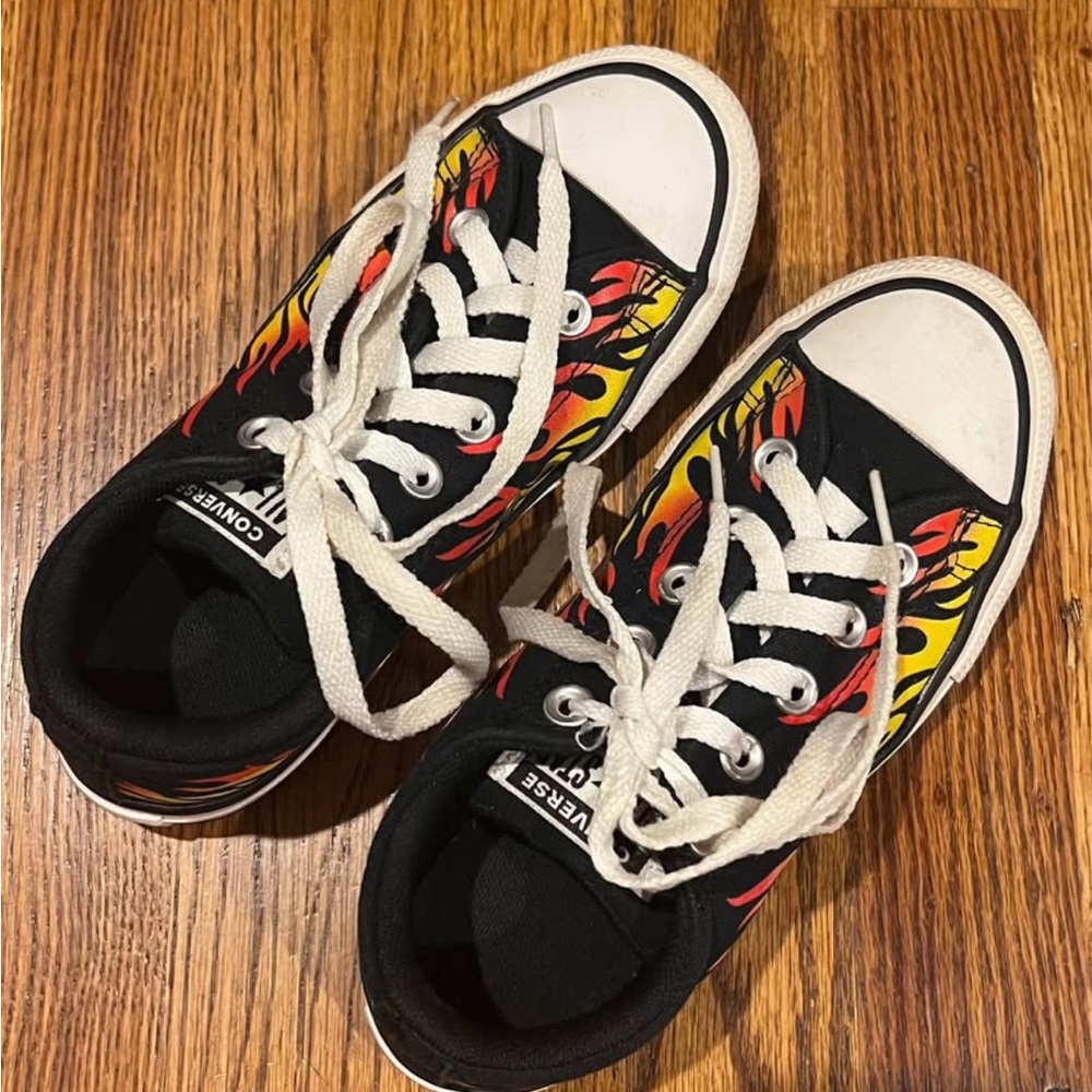 Converse All-Stars Flame Design Sneakers, Size 2 - Picture 2 of 4